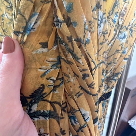 Lulus Such Sophistication Yellow Floral Print Pleated Maxi Dress - Picture 5 of 5